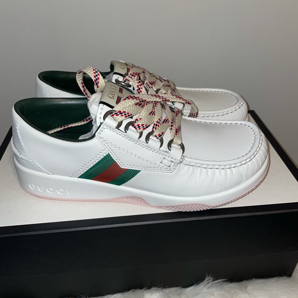 GUCCI Men Web Lace-Up Sneaker